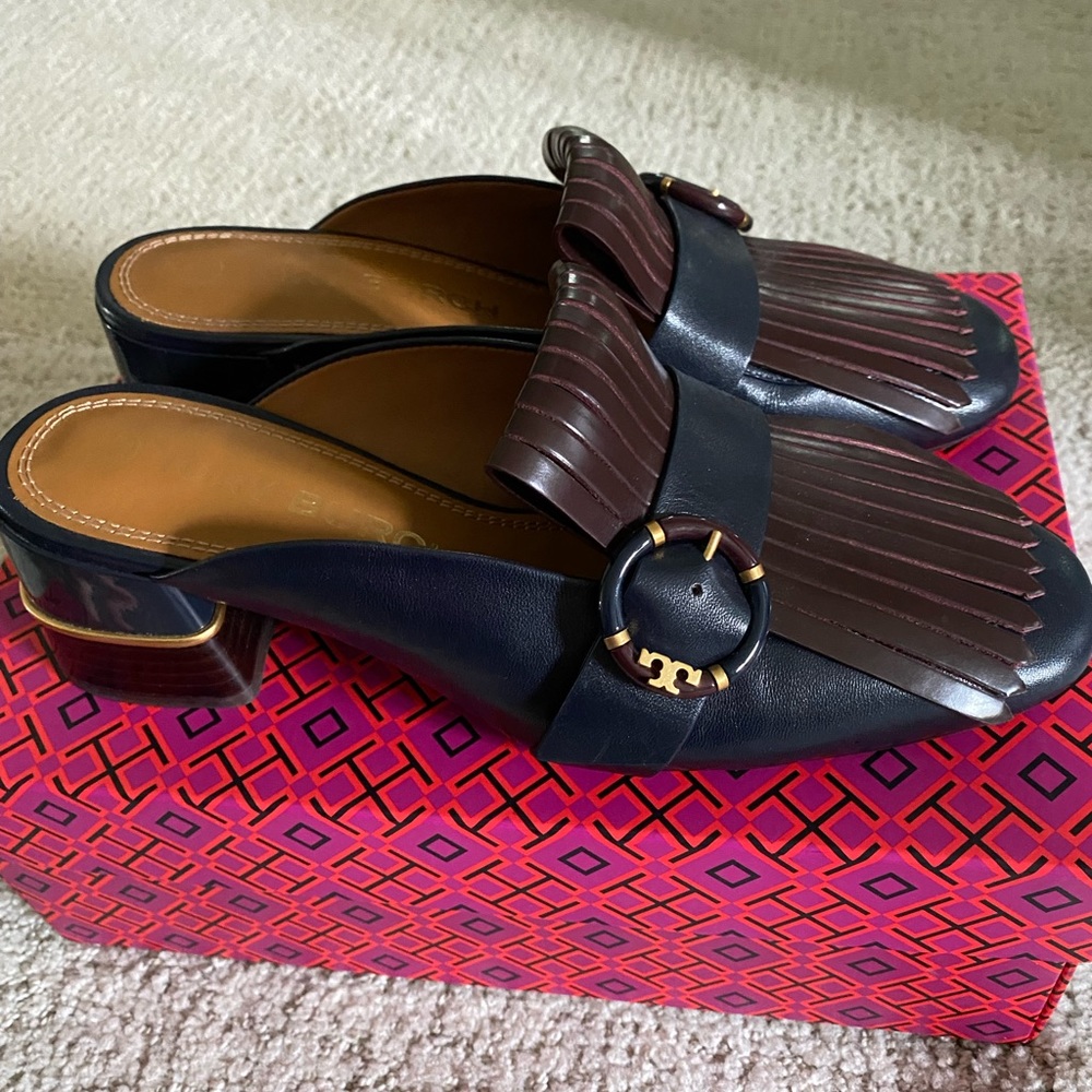 Tory Burch Kiltie Mule. Size 8.5. Excellent condition